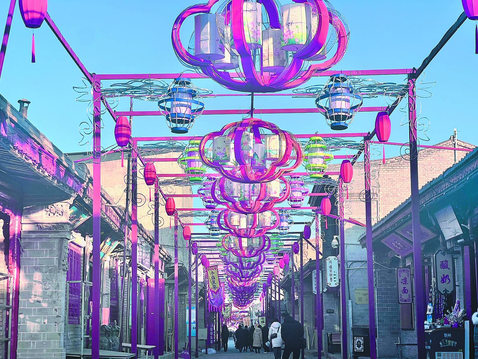 丹噶爾邂逅秦淮燈 共繪文化交融盛景