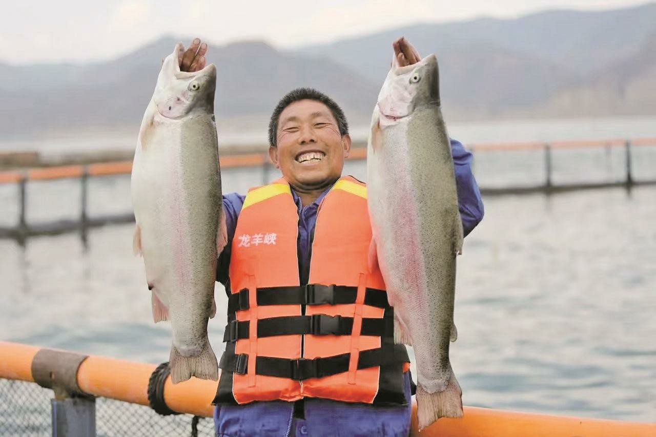 【致敬閃閃發光的我們】青海冷水魚游向廣闊市場