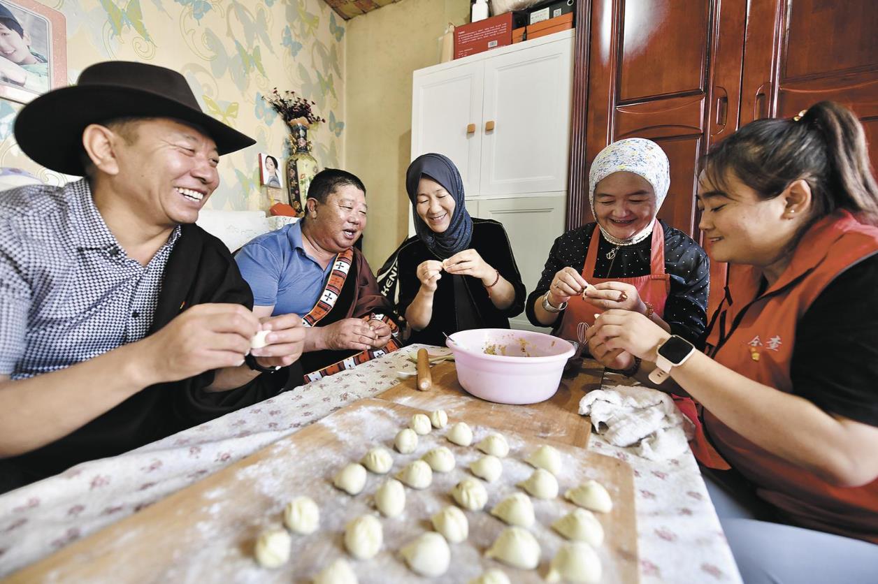 【迎接全省兩會特稿】奮進青海鑄輝煌 并肩共創新篇章