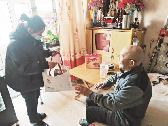 【新春走基層】敲門行動(dòng):敲的是門 暖的是心