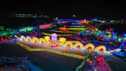 【尋年俗 品年味】快來看!西寧這里的燈會(huì)美出圈