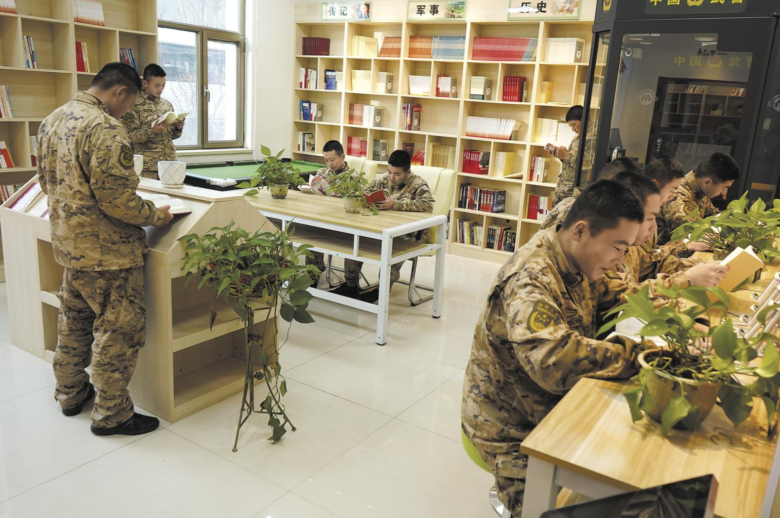 春節讀書點亮軍營時光