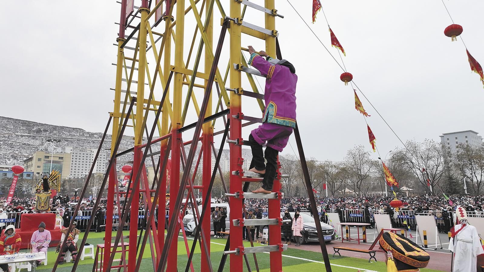 【文化中國(guó)行】“刀山”“火海”演繹河湟傳奇