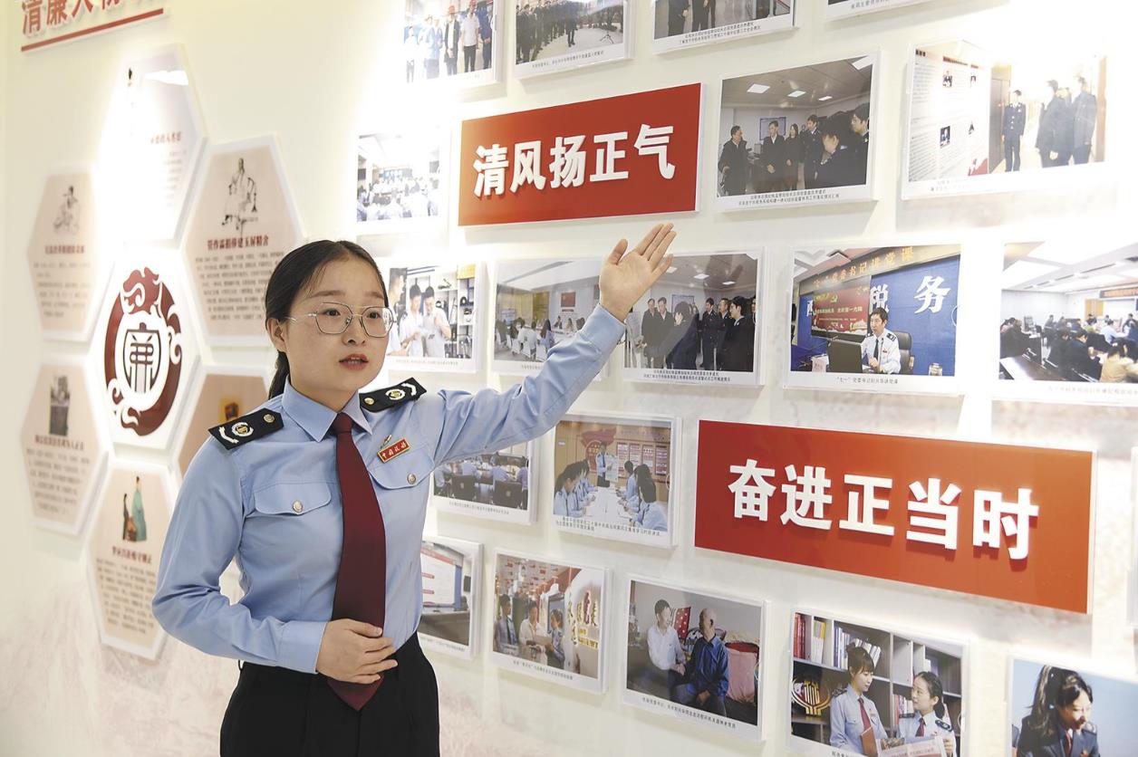 【身邊的感動】赤誠之心映芳華——記2024年敬業(yè)奉獻“青海好人”張小靜