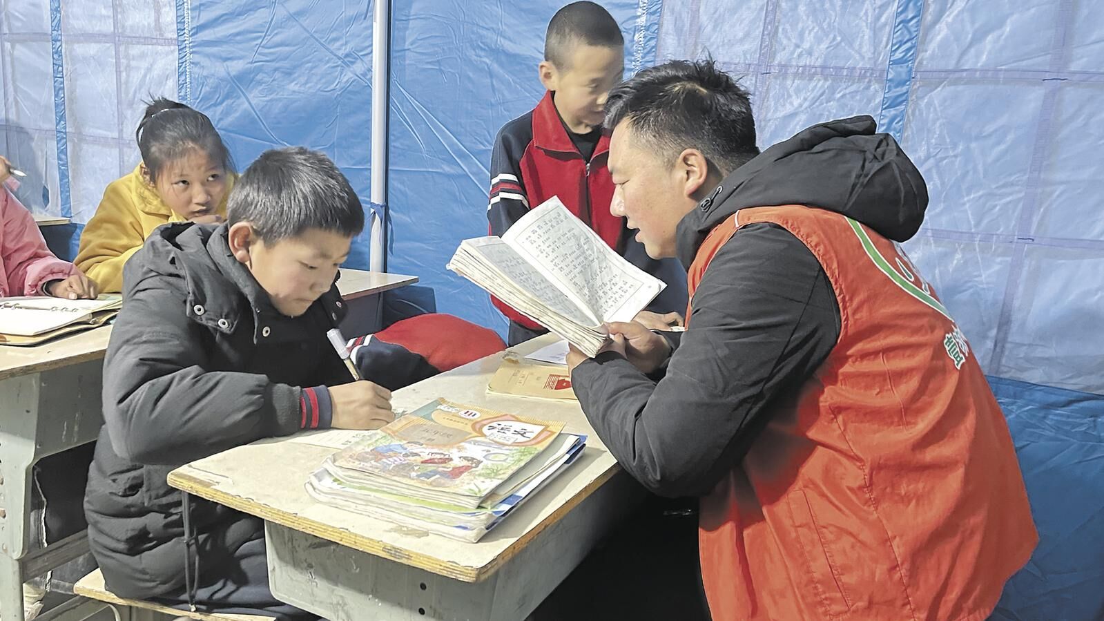 【雷鋒精神永放光芒】雷鋒精神的高原印記