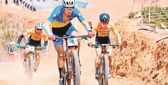 中國山地自行車聯賽第一站 我省運動員李公加奪冠