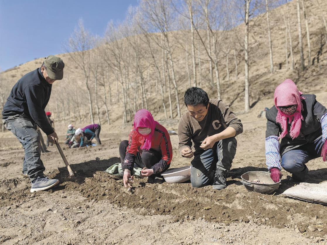 【感黨恩 聽黨話 跟黨走·和諧青海行】“松多小江南”日子安穩又幸福