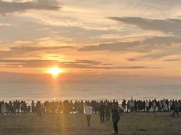 【來(lái)自一線的經(jīng)濟(jì)觀察】日出黑馬河