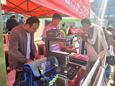 綠色建材“搬”到家門口!圓易地搬遷戶“安居夢”