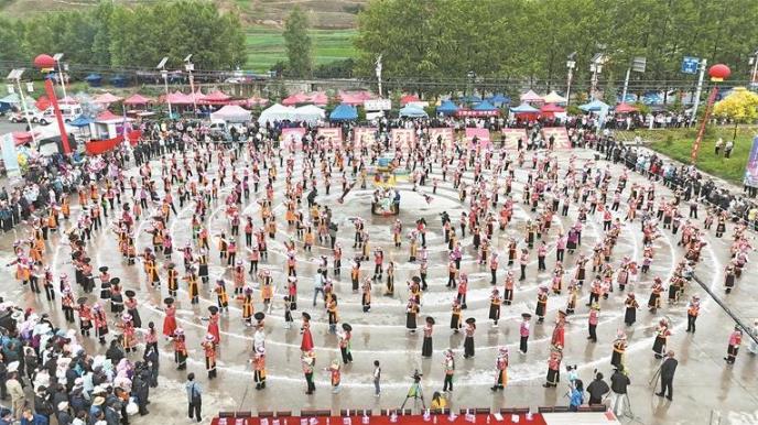 【文化中國行】太陽花開丹麻灘 唱響高原新時代