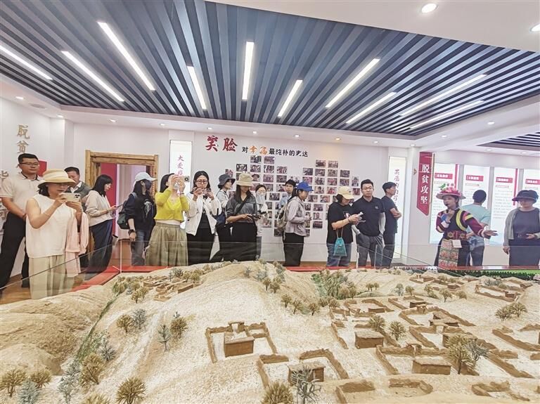 “零碳”班彥:太陽花綻放新希望