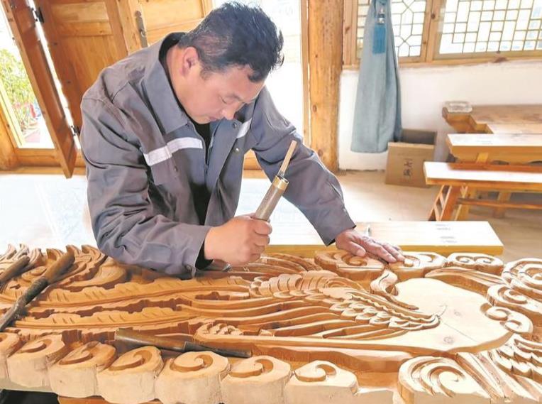 【鄉村振興在青海】靈秀山鄉“鐵木”奏響振興“交響”