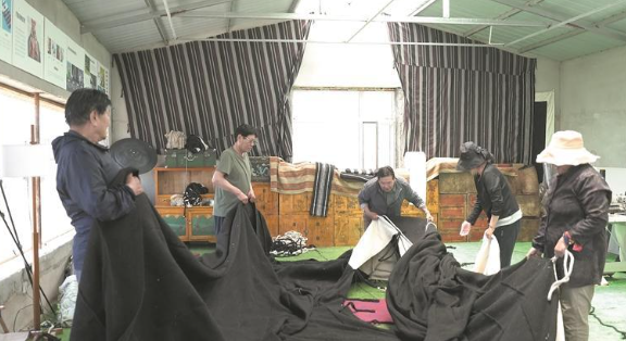 【文化中國行】黑牛毛帳篷里的傳承長卷