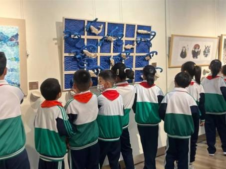 這場美術展里藏著孩子們的成長密碼