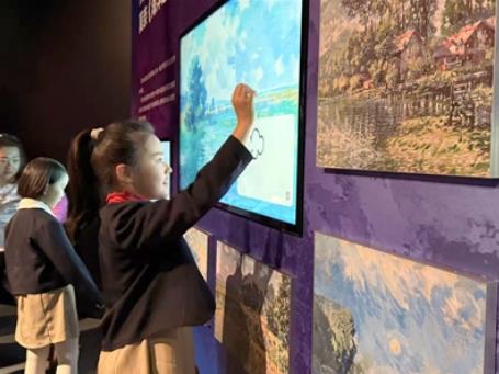 11萬人次!“無限之海”數(shù)字藝術(shù)公益展獲贊