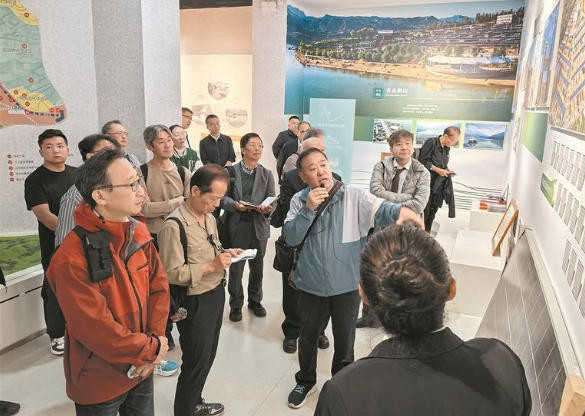 山海共相誼 云帆濟(jì)遠(yuǎn)途