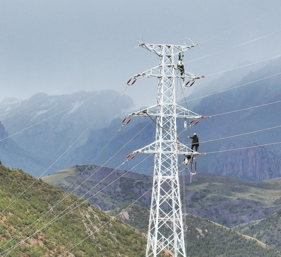 青海玉樹州:9000余名農牧民告別“看天用電”