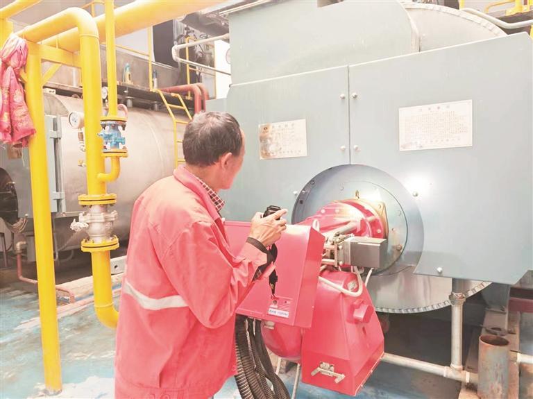 青海西寧526個(gè)物業(yè)供暖小區(qū)全力保障供暖