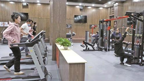 雪域職工的“能量充電站”——探訪果洛州工人文化宮、工會史館