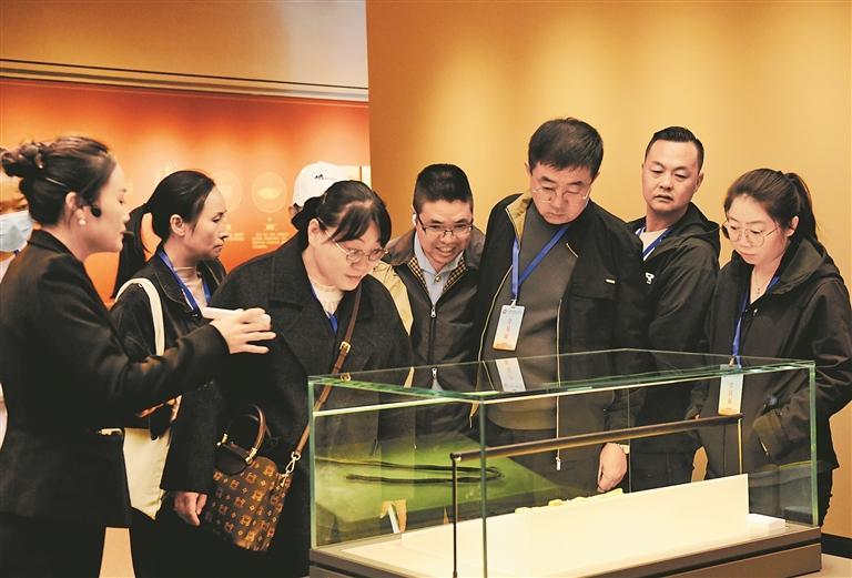 “金色飾界”的千年匠心與文明交融