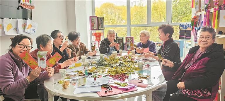 【四中全會精神在基層】創(chuàng)新服務暖人心 讓幸福感在家門口升級