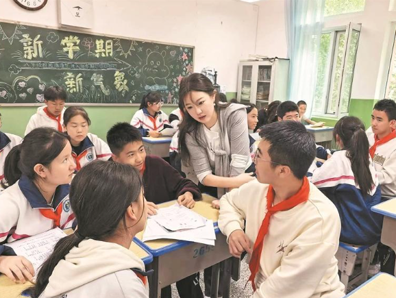 【輝煌“十四五”改革譜新篇】鐵軌延伸處 教育正開花